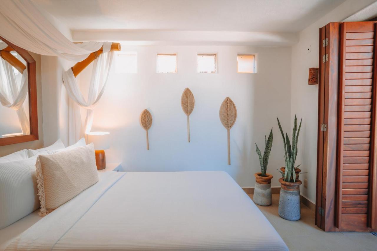 La Villa Luz (Adults Only) Zihuatanejo Ngoại thất bức ảnh